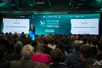 20260326_Bálna_Space&Defend_VF_