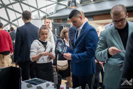 20260326_Bálna_Space&Defend_VF__5