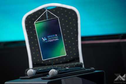 20260326_Bálna_Space&Defend_VF__18