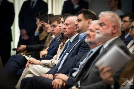 20260326_Bálna_Space&Defend_VF__20