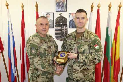 202604_EUFOR_Katonai Felsővezetői Tanfolyam hallgatók_2