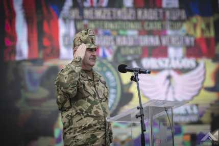 KT20260415haditorna_akarattya2nap73