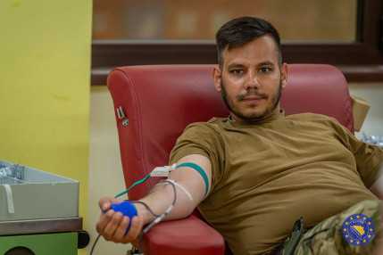 202604_véradás_EUFOR PAO_1