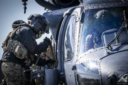 KT20260424helikopterek4