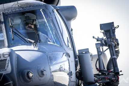 KT20260424helikopterek8