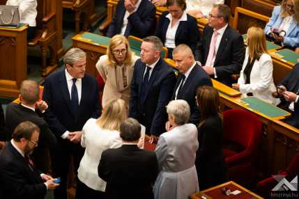 20260512_miniszteri_eskutetel_1500px_KG003