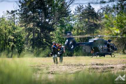 202605_Cross Landing_KG_2