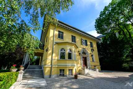 20260527francianagykovetsegkituntetesatadas_HSZ01