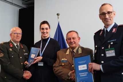 202606_CIDCC-EU CDCC átadó_Brüsszel (2)