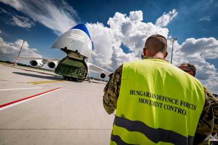 20260622antonov124ruslanerkezes_HSZ12