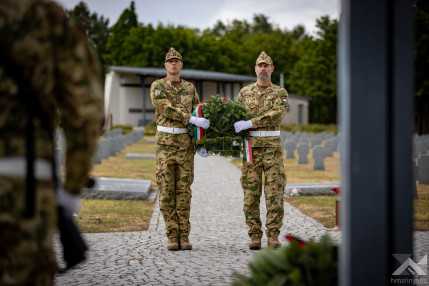 260723_Magyar-német hadisírgondozók_PAK_-16