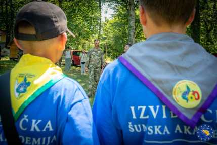 202607_aknatudatosság_előadás_Mostar_EUFOR (3)