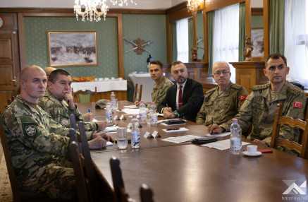 -2026_10_16_Török_delegáció_látogatása_MH_ÖMP-nél_-4