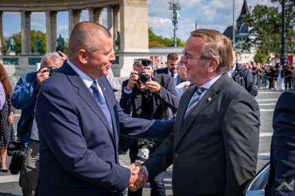 20260925_német-magyar_védelmi_miniszteri_találkozó_HSZ4854