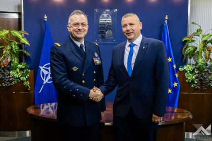 20261027_HM_NATO_parancsnoki_latogatas_1500px_KG004