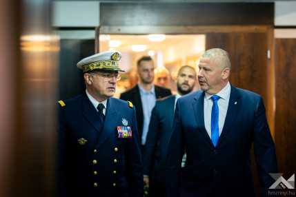 20261027_HM_NATO_parancsnoki_latogatas_1500px_KG002