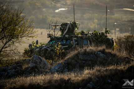 261028_0pont-Brave warrior_PAK_-6