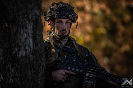 261028_0pont-Brave warrior_PAK_-12