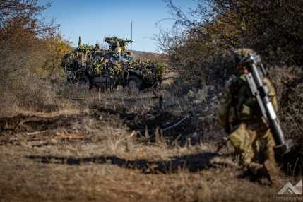 261028_0pont-Brave warrior_PAK_-14