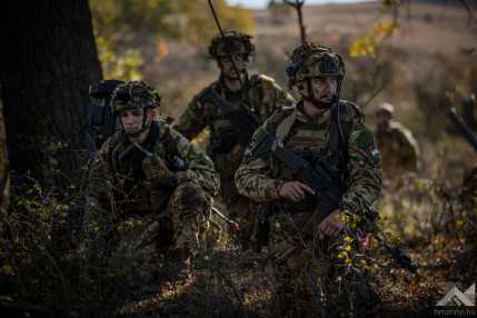 261028_0pont-Brave warrior_PAK_-15