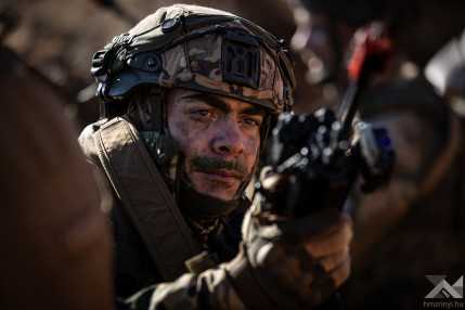 261028_0pont-Brave warrior_PAK_-22